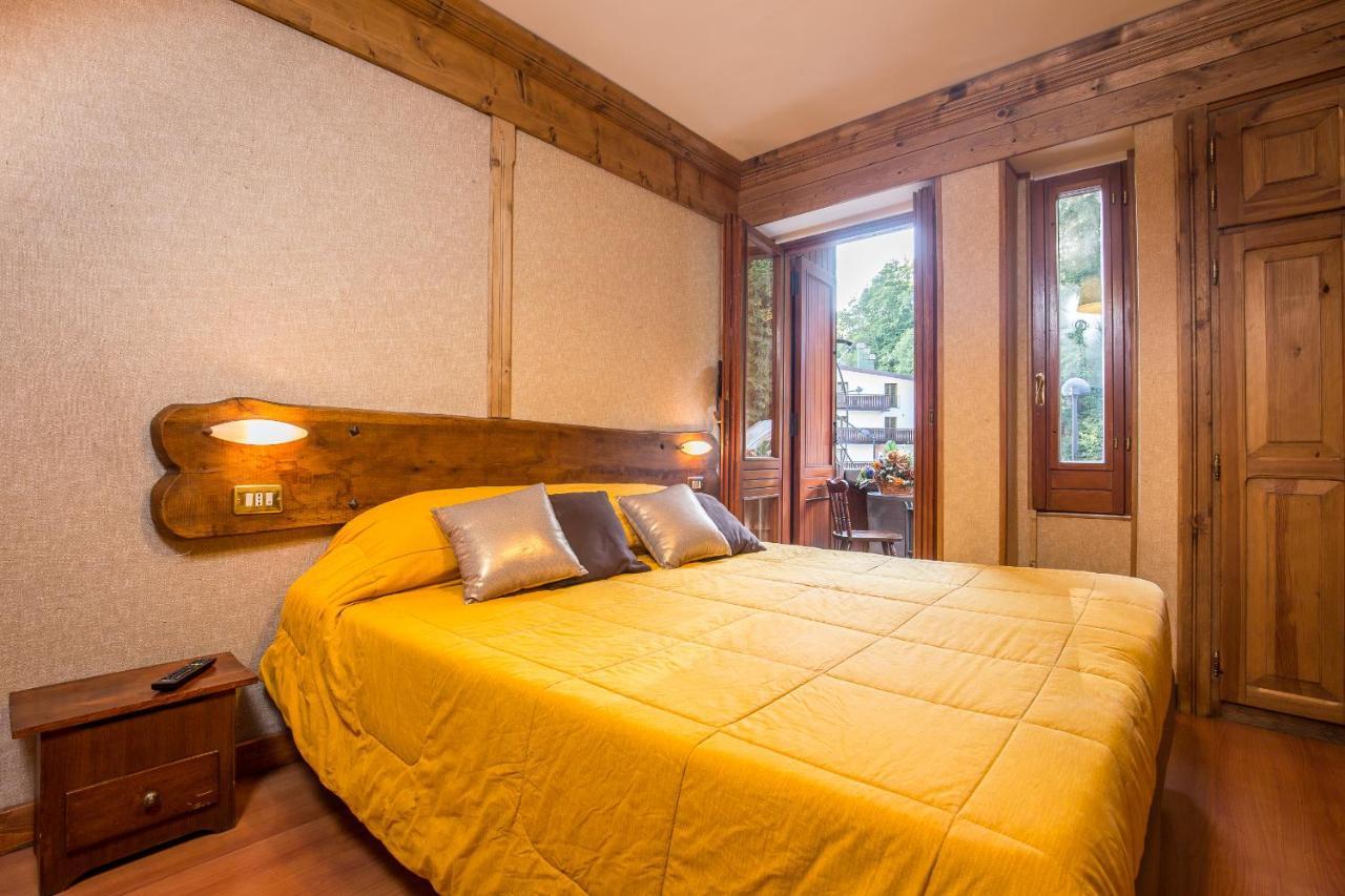 Hotel Togo Palace Терминилло Экстерьер фото